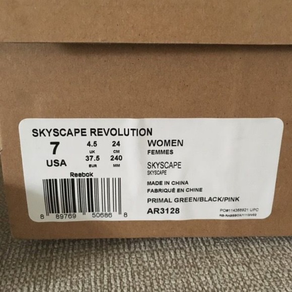 COPY - Reebok Revolution - Picture 7 of 8